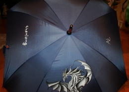 Originální dárky pro děti - ručně malovaný deštník drak